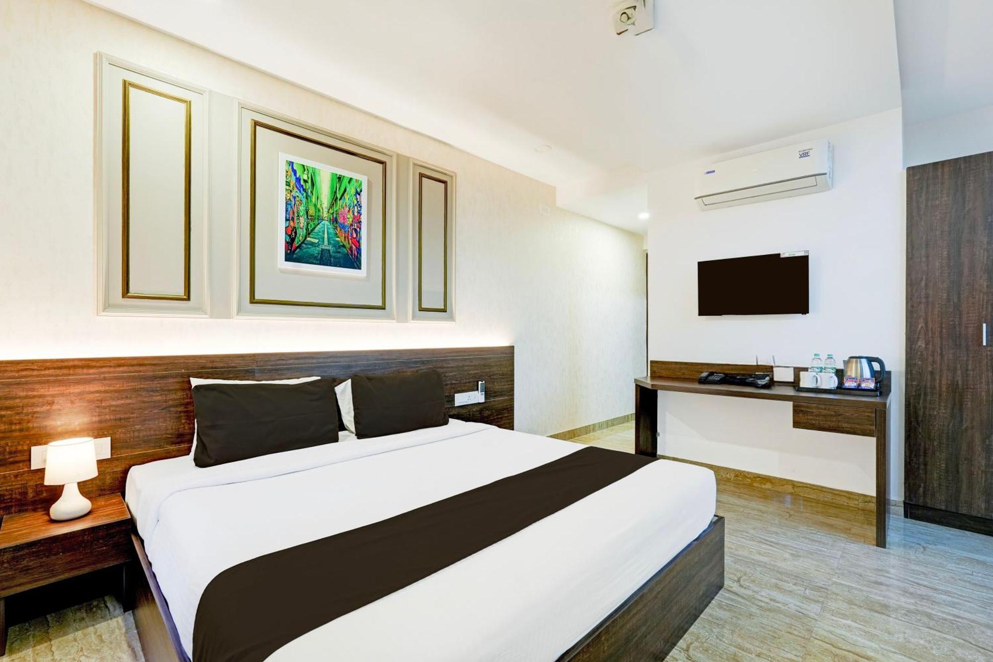 Super Townhouse Oak Aecs Formerly Bangalore Times Exterior foto