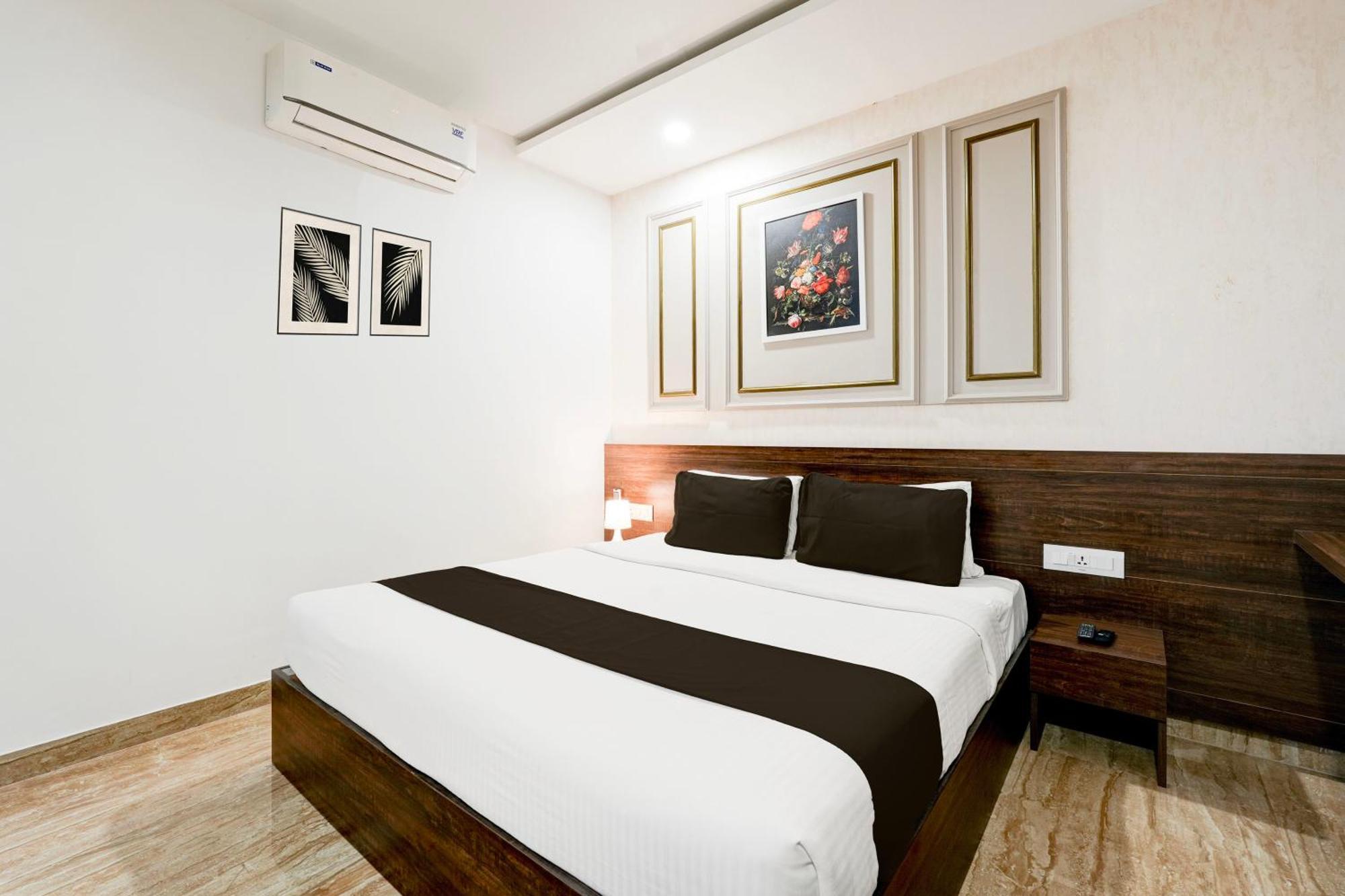 Super Townhouse Oak Aecs Formerly Bangalore Times Exterior foto